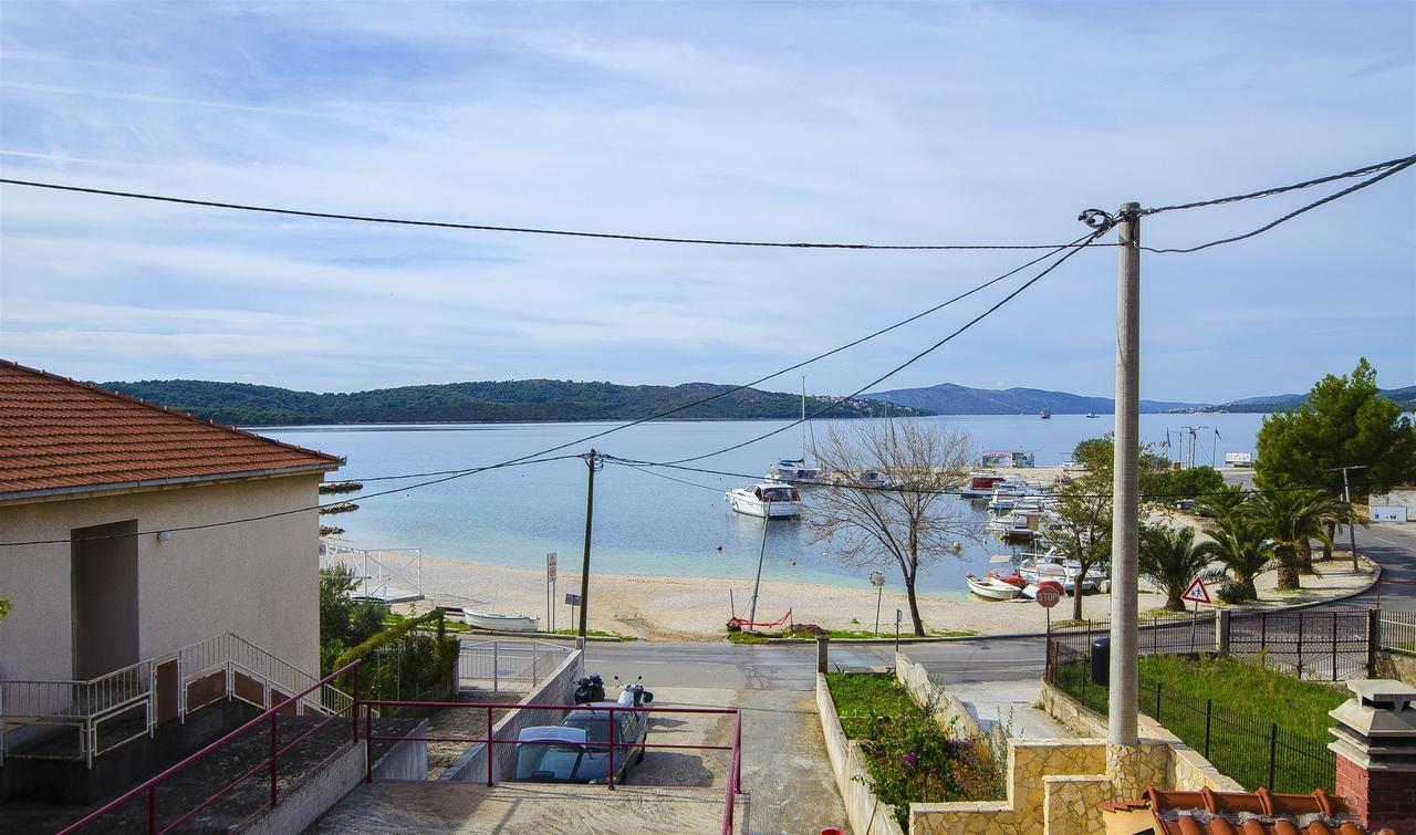 Apartments Karlo Trogir Eksteriør bilde