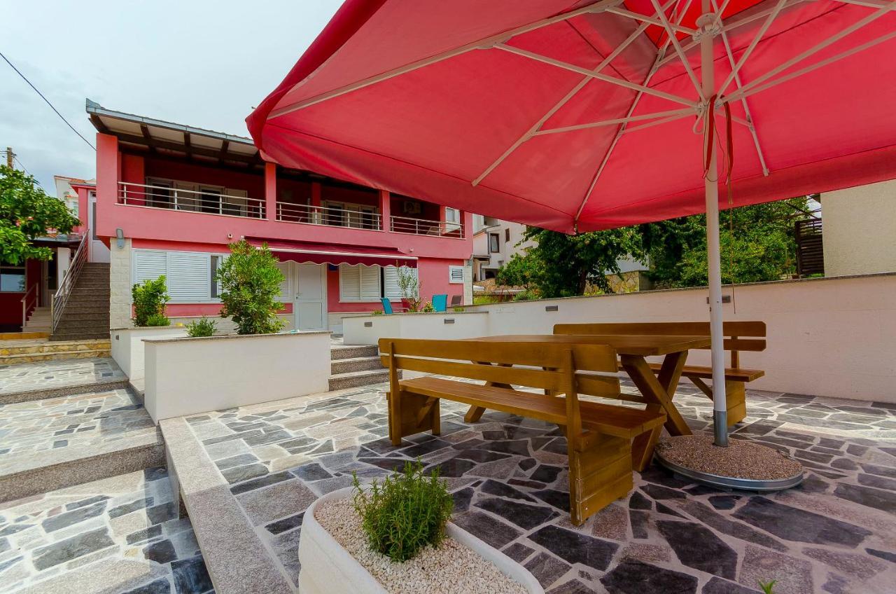 Apartments Karlo Trogir Eksteriør bilde